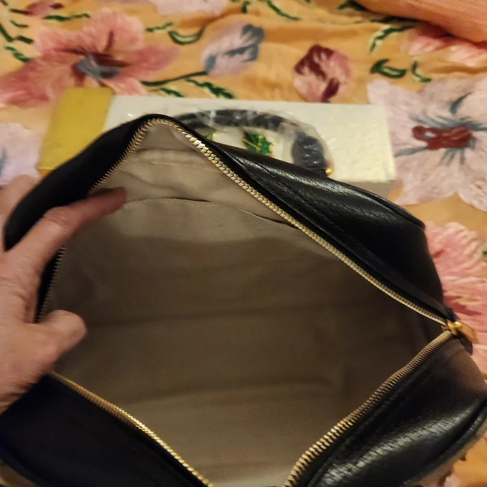 Gucci Beige and Black Women's Bag - Picture 3 of 5